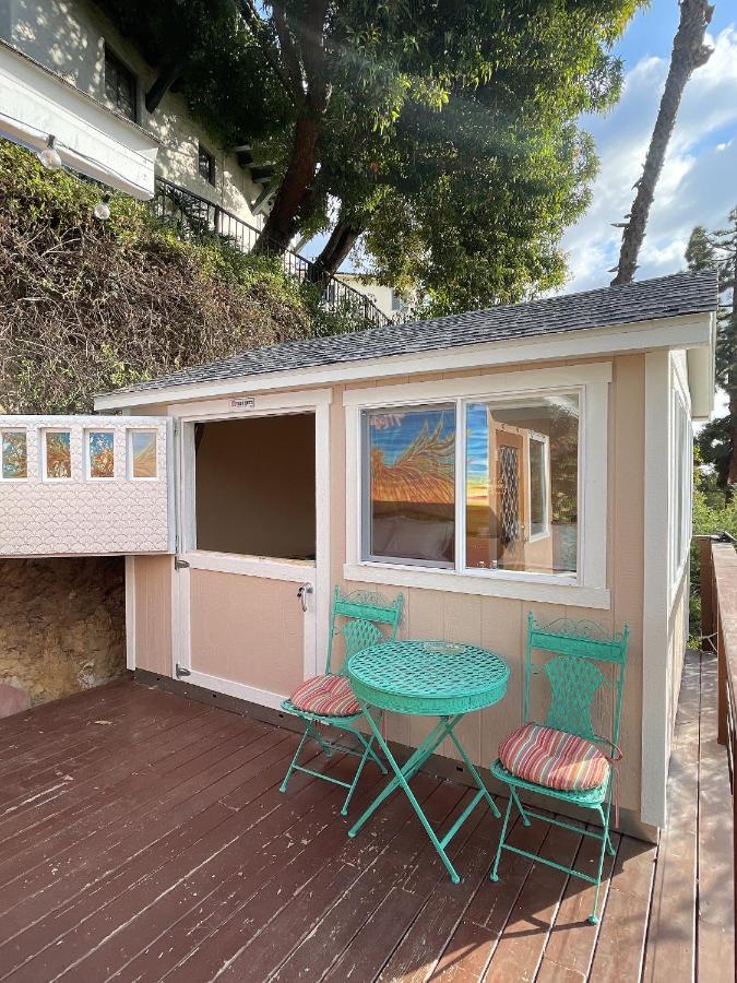Glamping Hollywood Hills - Luxury Tiny House Hotel Los Angeles Exterior photo